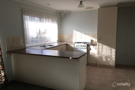 Property photo of 4 Highmount Drive Hampton Park VIC 3976