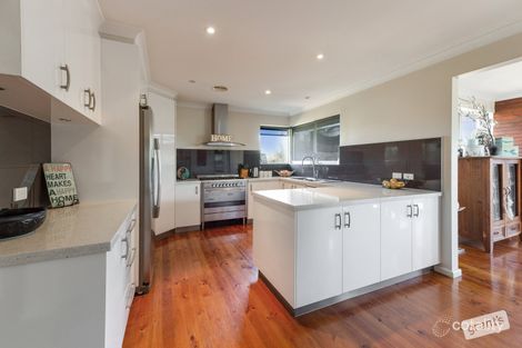 Property photo of 2 Lindsay Street Drouin VIC 3818