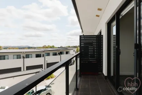 Property photo of 21/1 Rouseabout Street Lawson ACT 2617