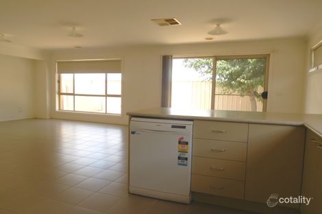 Property photo of 35 Melrose Circuit Shepparton VIC 3630