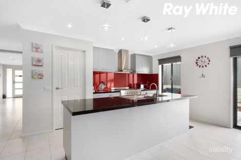 Property photo of 9 Ocean Bend Pakenham VIC 3810
