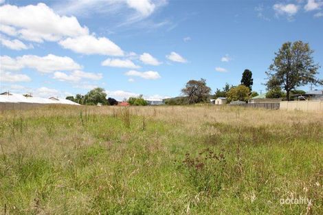49 Scott St, Tenterfield, NSW 2372