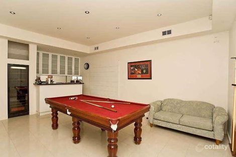 Property photo of 1 Conder Place Caroline Springs VIC 3023