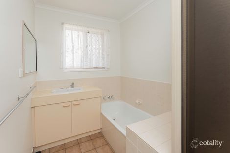 Property photo of 2 Martins Court Qunaba QLD 4670
