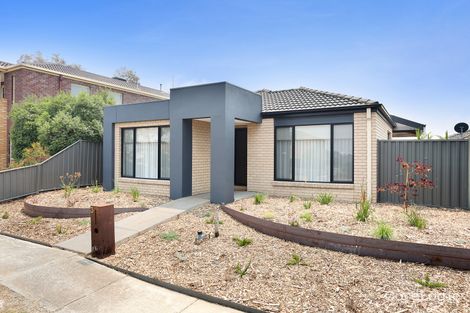 Property photo of 3 Lysterfield Walk Manor Lakes VIC 3024