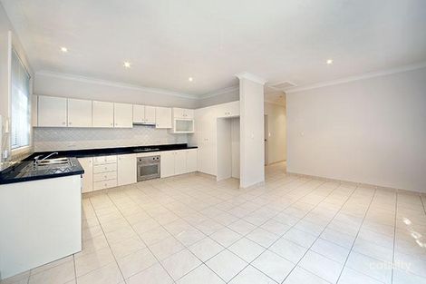 Property photo of 3/49 Glencoe Street Sutherland NSW 2232
