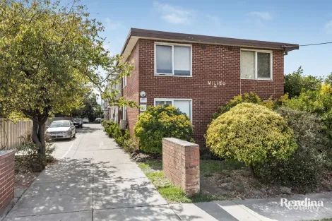 Property photo of 2/38 Middle Road Maribyrnong VIC 3032