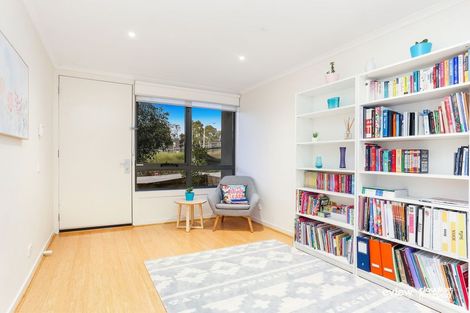 Property photo of 5 Bailey Crescent Oak Park VIC 3046