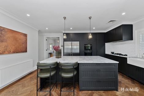 Property photo of 65 Flinders Way Griffith ACT 2603