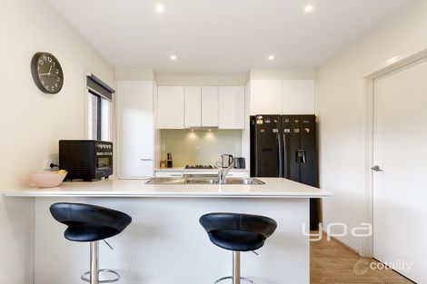 Property photo of 39 Channel Walk Craigieburn VIC 3064