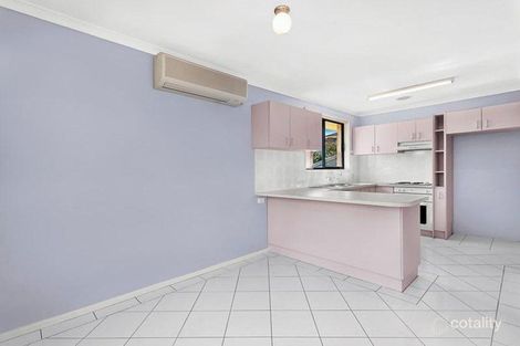 Property photo of 14 Laura Place Karabar NSW 2620