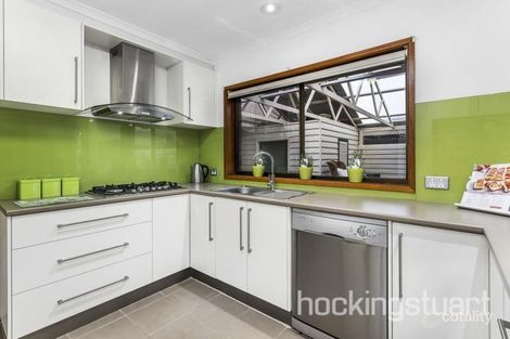 Property photo of 15 Walsingham Crescent Kurunjang VIC 3337