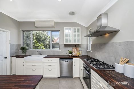 Property photo of 48 Nicholas Crescent Hilton WA 6163