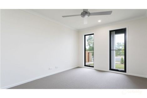 Property photo of 4 Domes Lane Yarrabilba QLD 4207
