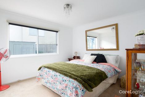 Property photo of 13 Seagrove Way Cowes VIC 3922