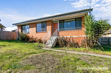 4 Manning Dr, Churchill, VIC 3842