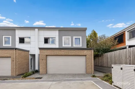 16/36 AVONDALE CRES, PARKINSON, QLD 4115