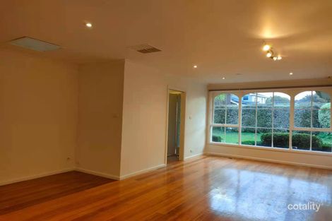 Property photo of 110 Lawrence Road Mount Waverley VIC 3149