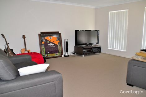 Property photo of 32 Capital Drive Rosenthal Heights QLD 4370
