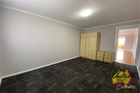 Property photo of 21 Burrawong Crescent Elderslie NSW 2570