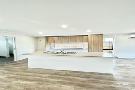 Property photo of 38 Greaves Avenue Deanside VIC 3336