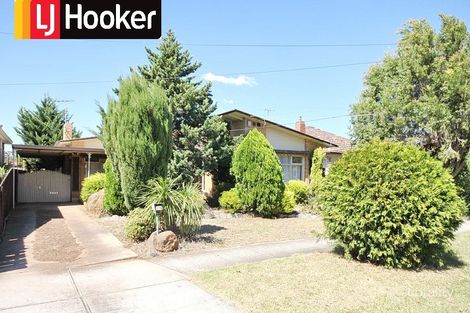 Property photo of 29 Scotsburn Grove Werribee VIC 3030
