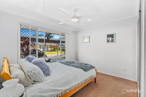 Property photo of 21/50 St Kevins Avenue Benowa QLD 4217