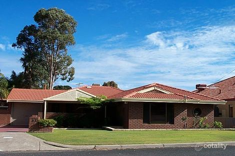 17 Aleppo Dr, Kardinya, WA 6163