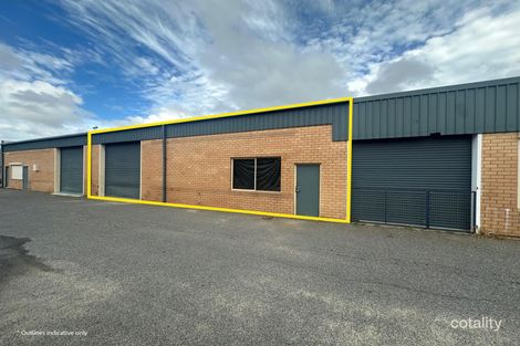 2/11 Cusack Rd, Malaga, WA 6090