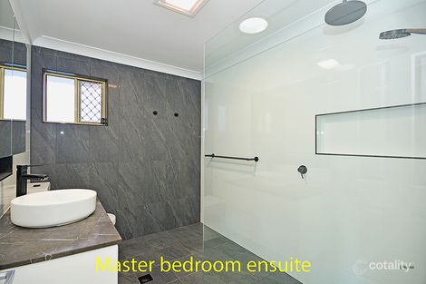 Property photo of 11 Castlecrag Avenue Banora Point NSW 2486