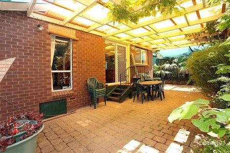 Property photo of 10 Curtain Place Wanniassa ACT 2903