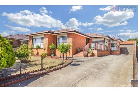 Property photo of 10 Freeland Grove Jacana VIC 3047