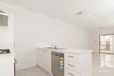 Property photo of 29 Dickerson Loop Hammond Park WA 6164