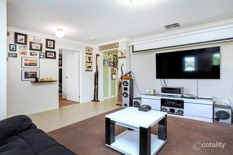 Property photo of 12 Linda Place Kurunjang VIC 3337