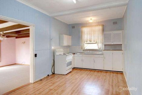 Property photo of 7 Carr Parade Unanderra NSW 2526