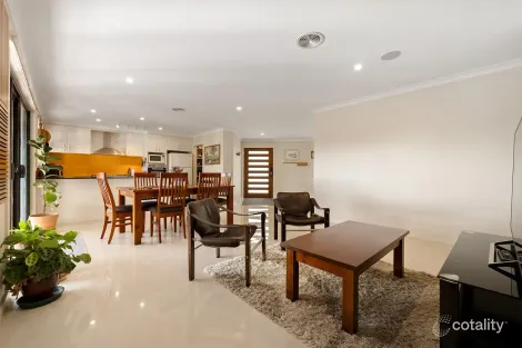 Property photo of 31 Clancy McKenna Crescent Bonner ACT 2914