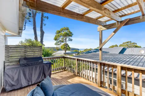 Property photo of 80 Berrima Parade Surfside NSW 2536