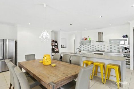 7 Wombat Pde, North Lakes, QLD 4509