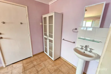 Property photo of 25 Opal Street Happy Valley QLD 4825