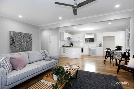 Property photo of 14 Cartledge Way Sale VIC 3850