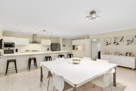 Property photo of 40 Hawkesbury Avenue Pacific Pines QLD 4211