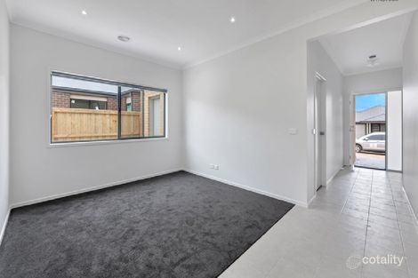 Property photo of 50 Jindalee Way Werribee VIC 3030