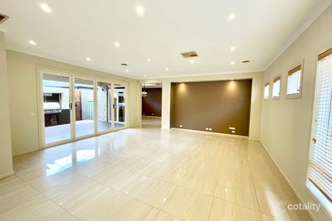 Property photo of 13 Botanical Drive Caroline Springs VIC 3023