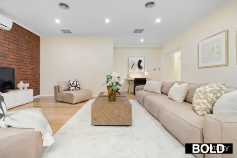Property photo of 39 Mareeba Crescent Bayswater VIC 3153