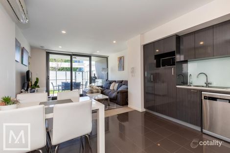 Property photo of 6/3 Homelea Court Rivervale WA 6103