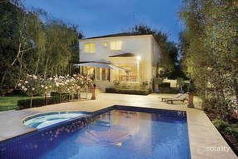 Property photo of 2 Cochran Avenue Camberwell VIC 3124