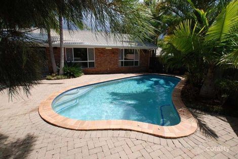 Property photo of 4 Sylvania Place Robina QLD 4226