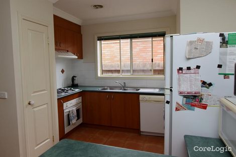 Property photo of 28 Ruby Place Werribee VIC 3030