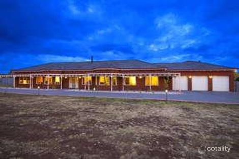 24 Boronia Dr, Hillside, VIC 3037