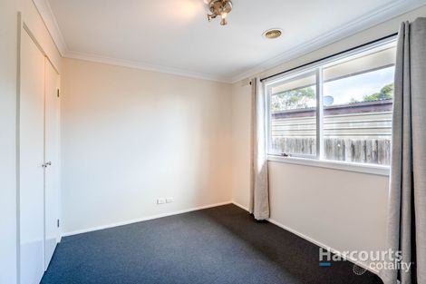 Property photo of 9 Tullaroop Court St Albans VIC 3021